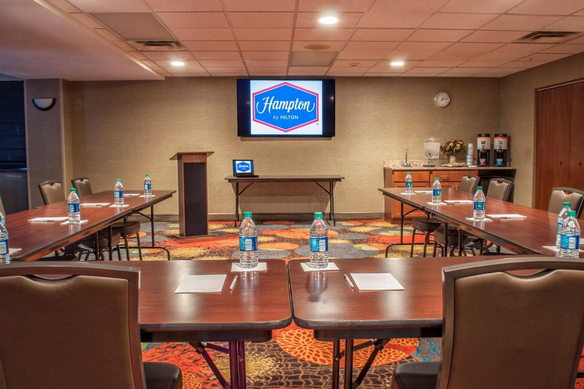 Hampton Inn New Philadelphia Kültér fotó